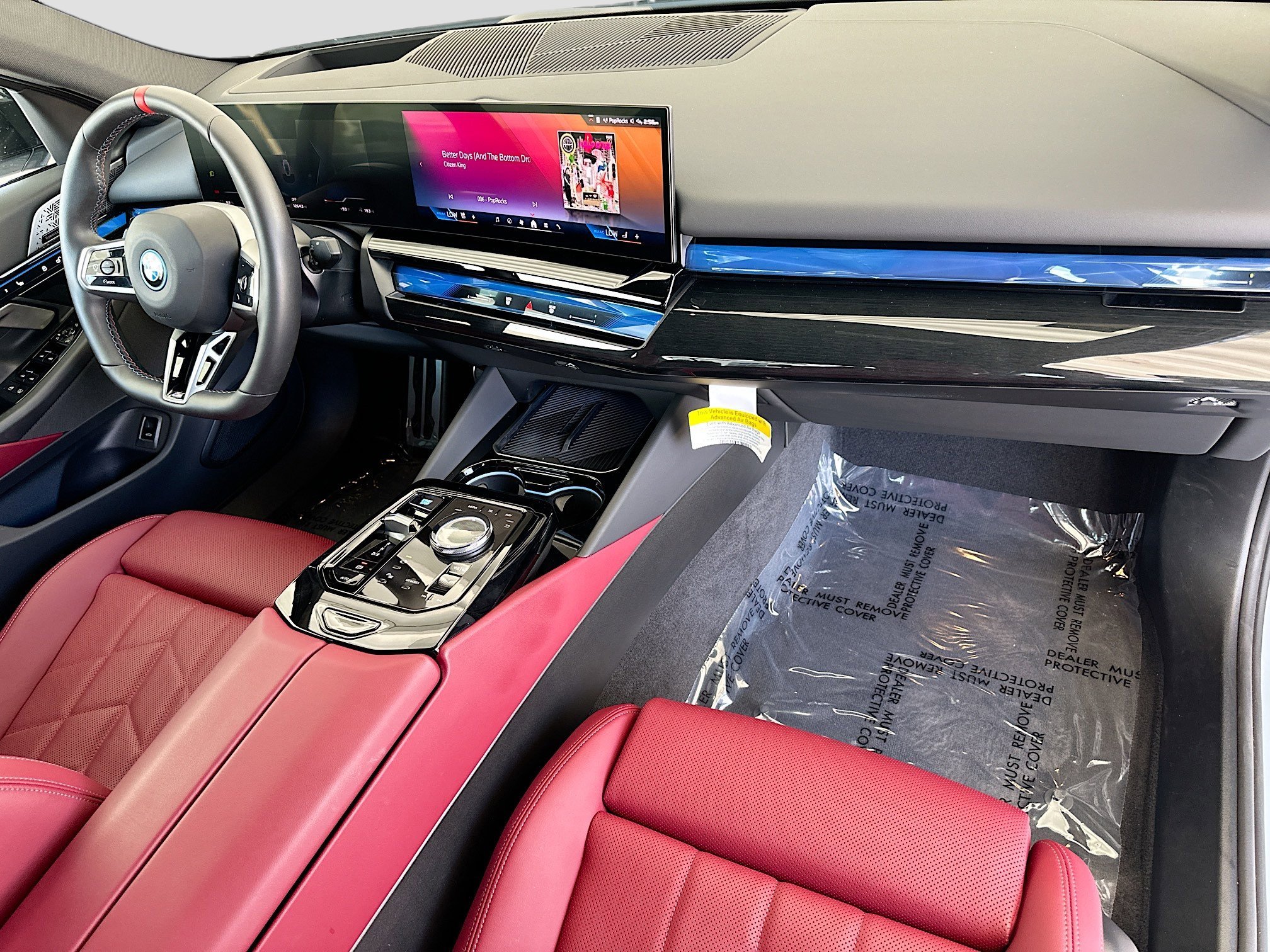 Used 2025 Brooklyn Grey Metallic BMW M60 image 27