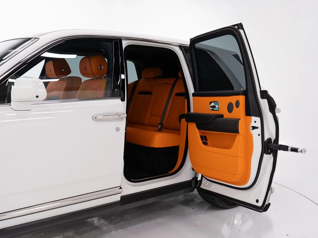 New 2026 English White Rolls-Royce  image 30
