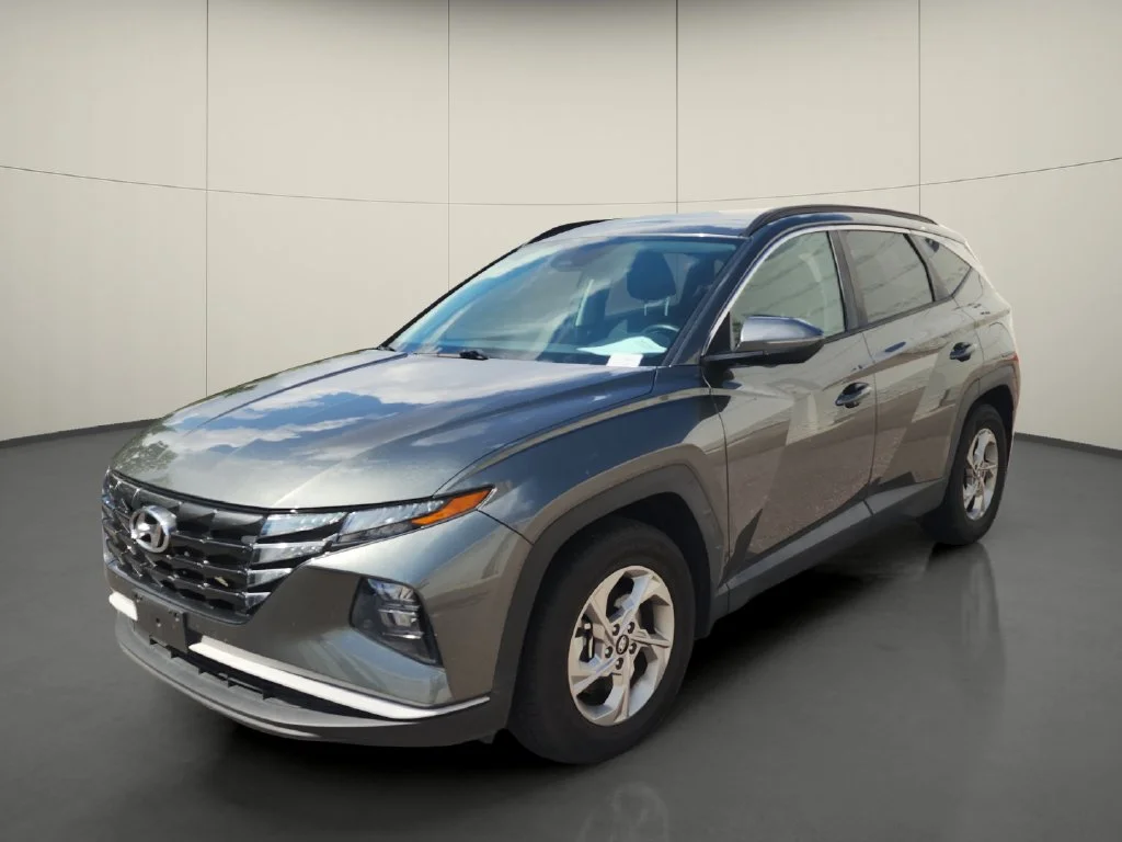 Used 2022 Gray Hyundai SEL image 3