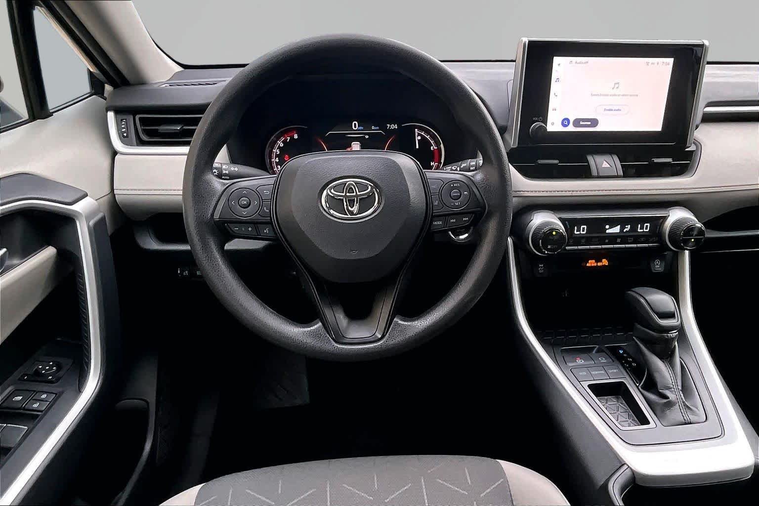 Used 2025 Silver Sky Metallic Toyota XLE image 6