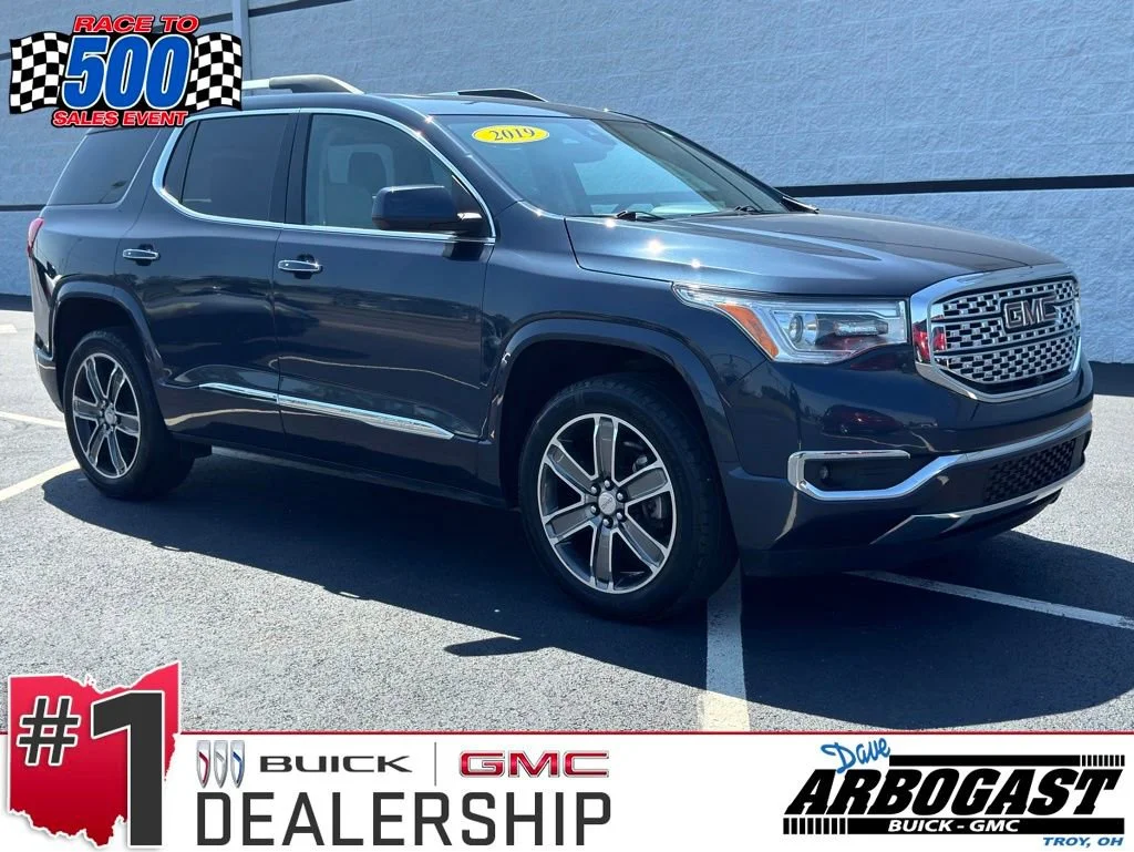 2019 GMC Acadia Denali FWD's photo