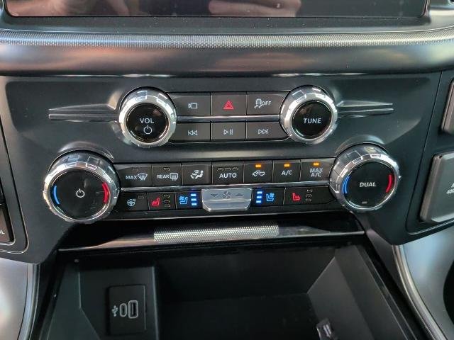 New 2026 Carbonized Gray Metallic Ford Lariat® image 83