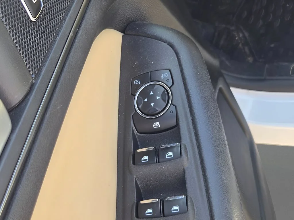 Certified Used 2023 White Ford SE image 19
