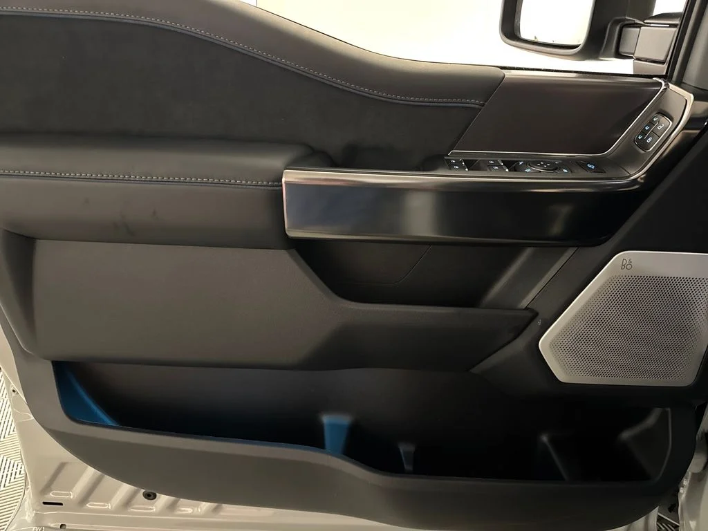 New 2026 White Ford Platinum image 24