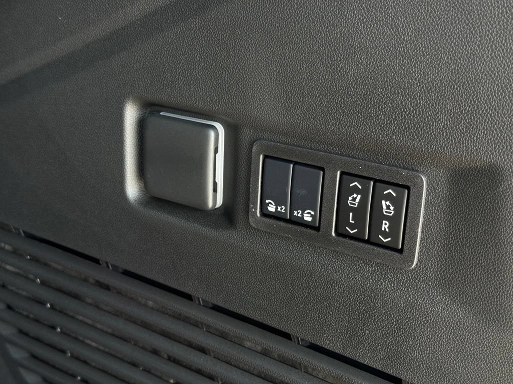 2026 Chevrolet Tahoe High Country - Photo 17