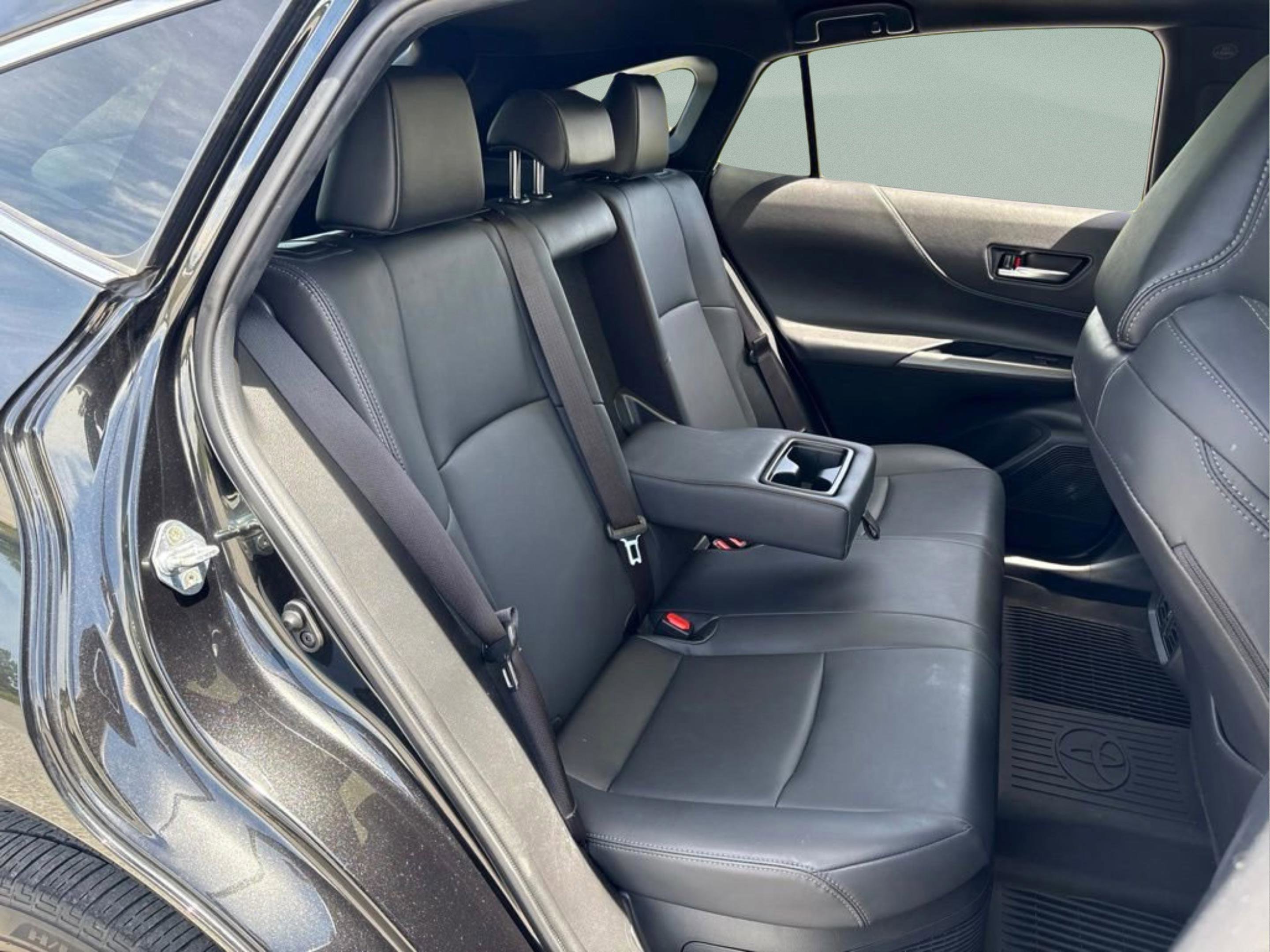 2024 Toyota Venza Nightshade - Photo 10