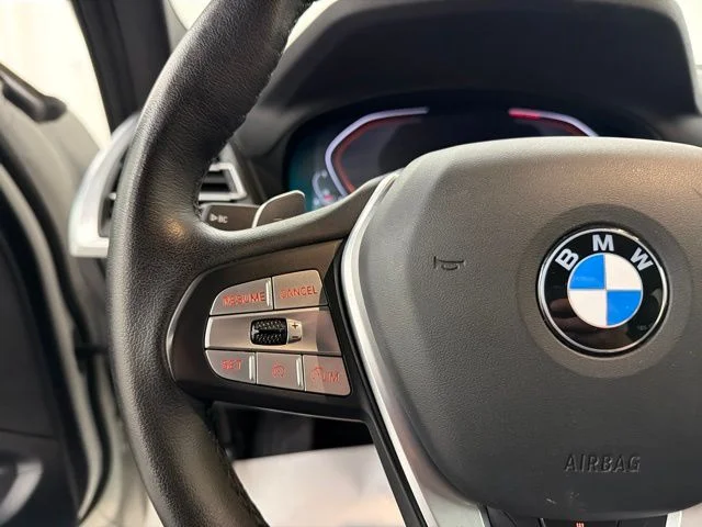 Used 2024 White BMW xDrive30i image 12