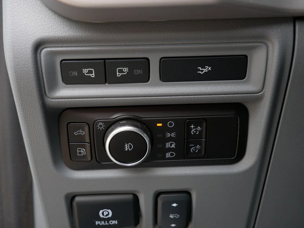 Certified Used 2023 White Ford XLT image 17