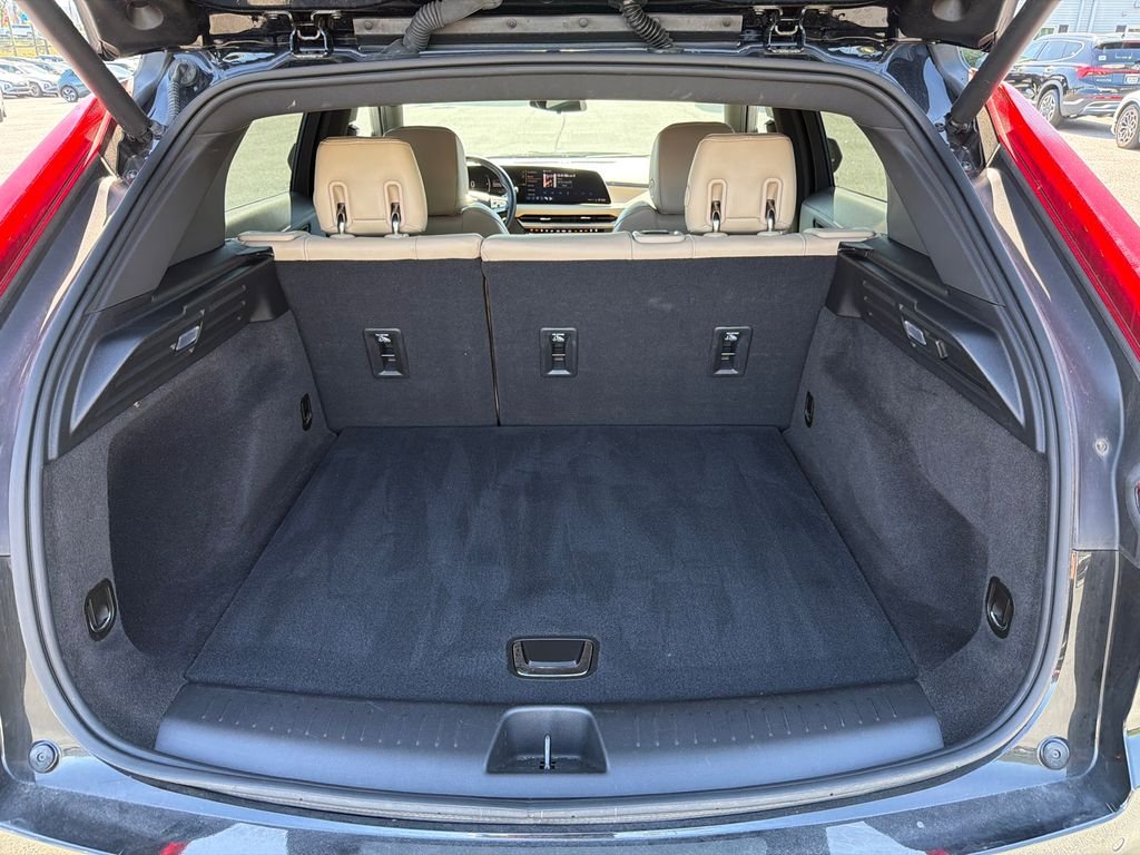 2024 Cadillac XT4 Luxury - Photo 18