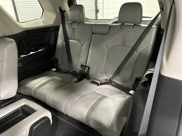 Certified Used 2025 Lunar Silver Metallic Honda EX-L image 22