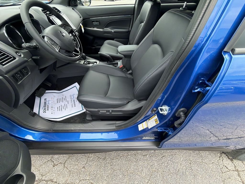 New 2026 Blue Mitsubishi 2.4 SEL image 12