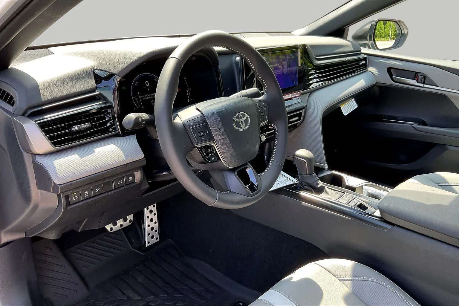 New 2026 Ice Cap Toyota SE image 8