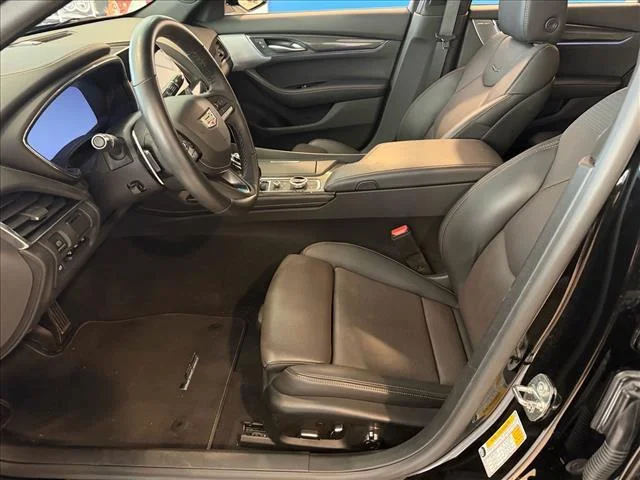 Used 2023  CADILLAC VSERIES image 9