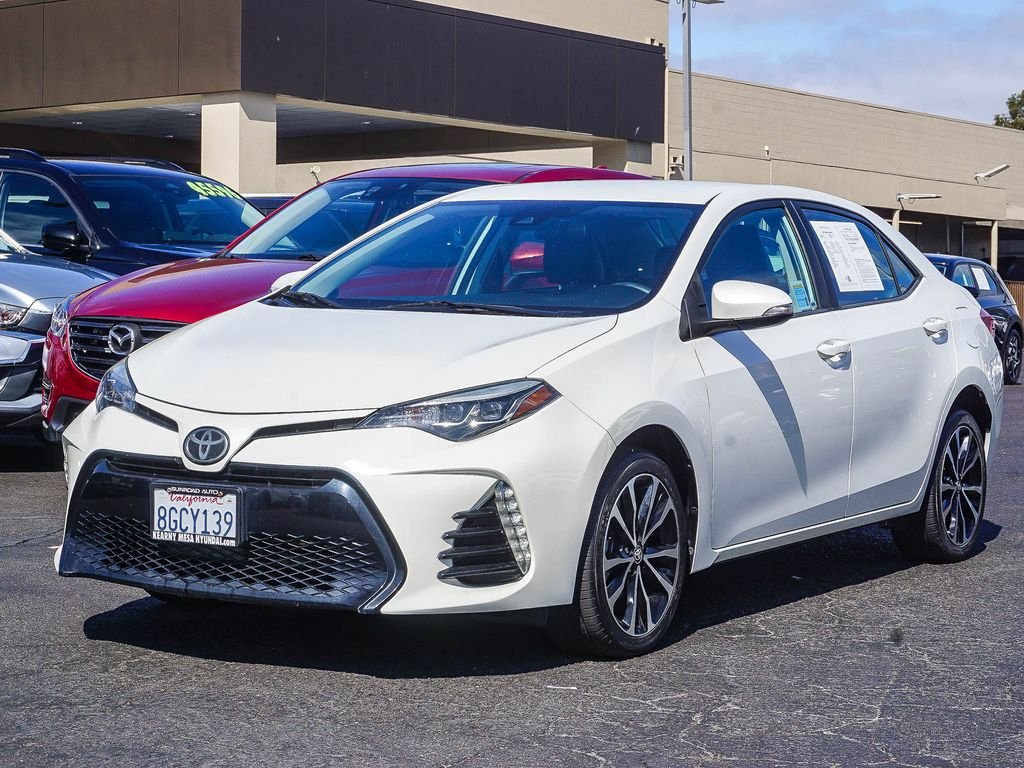 Used 2018 White Toyota SE image 3