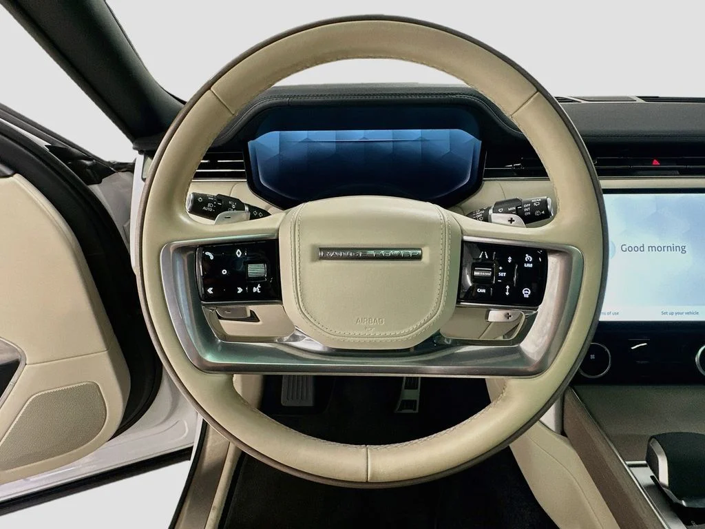 Used 2023 Fuji White Land Rover SE image 12