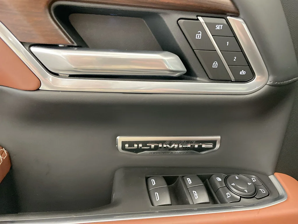 Used 2025 Sterling Metallic GMC Denali Ultimate image 24