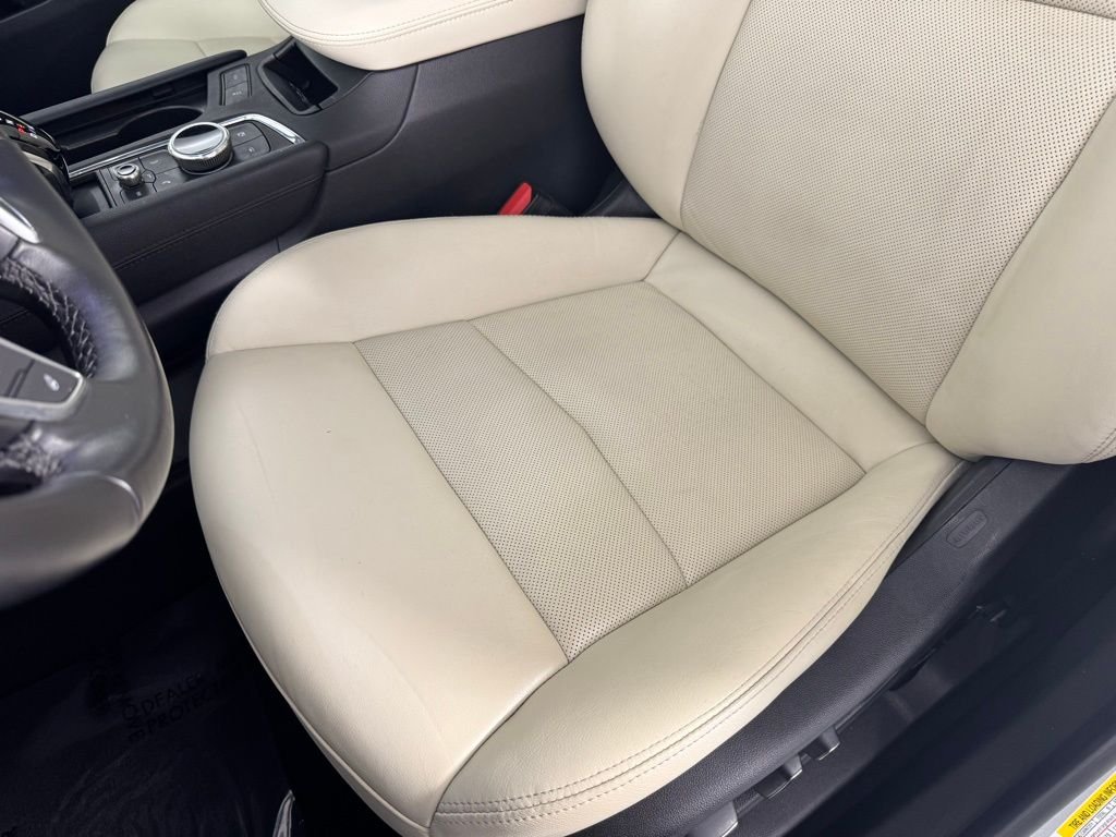 Used 2020 Radiant Silver Metallic Cadillac Sport image 20
