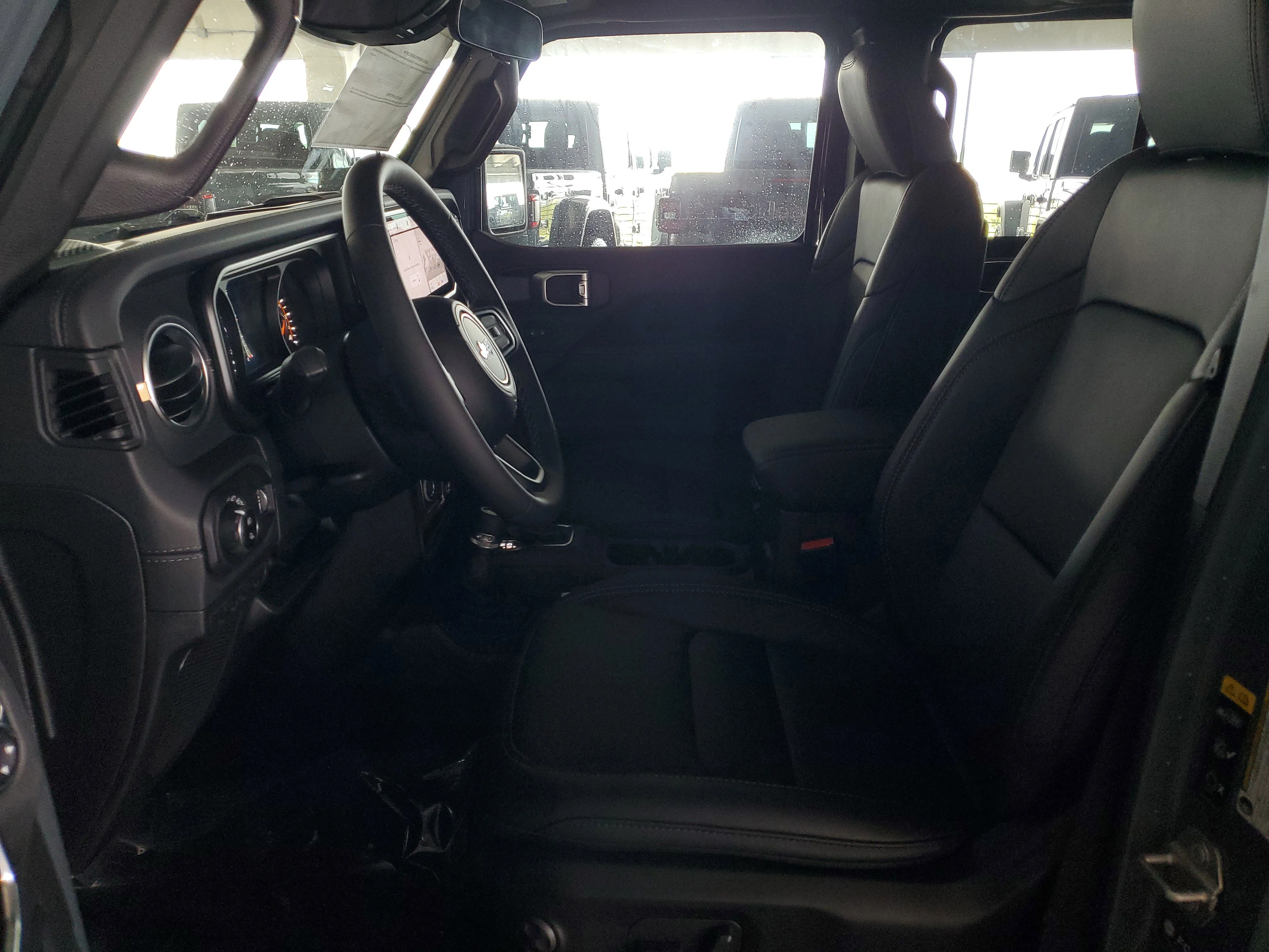 New 2026 Anvil Clear-Coat Exterior Paint Jeep Sahara image 18