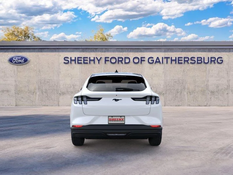 New 2026 Star White Metallic Tri-coat Ford Premium image 5