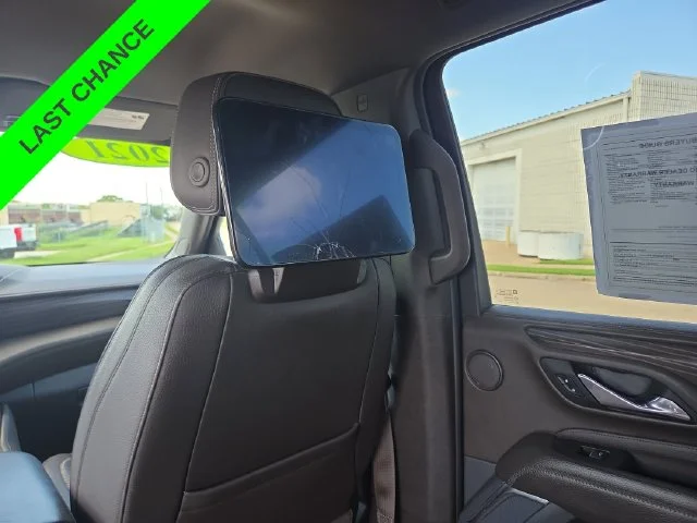 Used 2021 White GMC Denali image 34