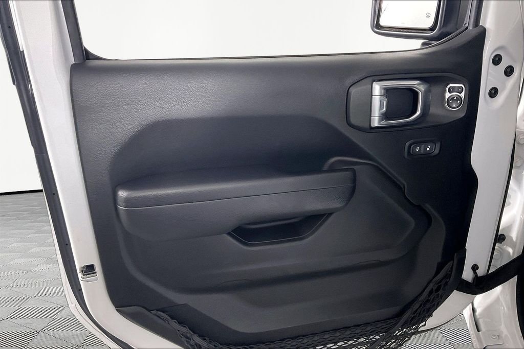 Used 2024 White Jeep Rubicon 4xe image 19