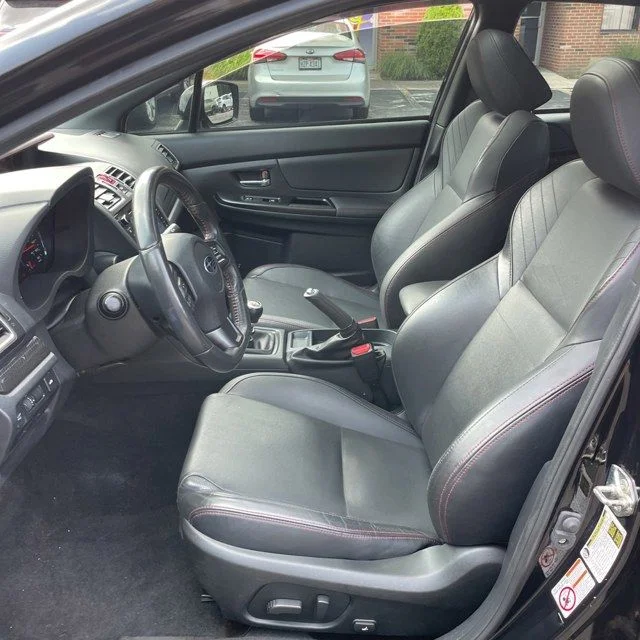 Used 2019 Crystal Black Silica Subaru Limited image 12