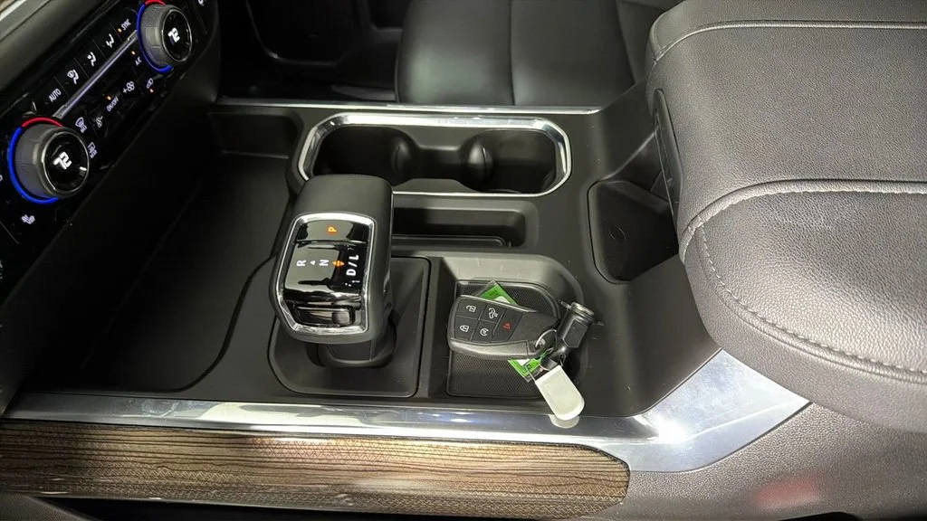 Used 2025 Black Chevrolet RST image 24