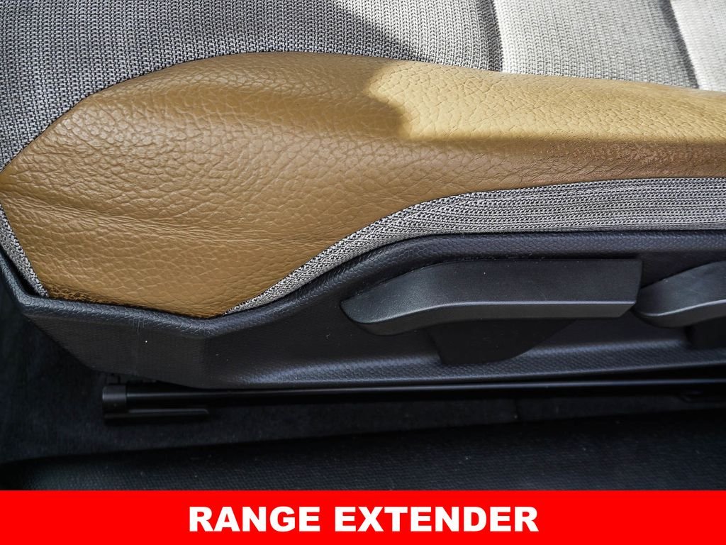 Used 2014 Silver BMW with Range Extender image 20