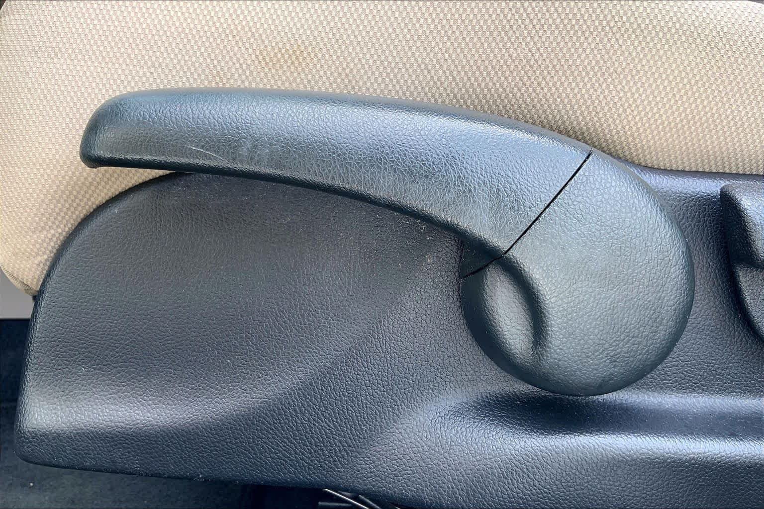 Used 2015 Taffeta White Honda LX image 32