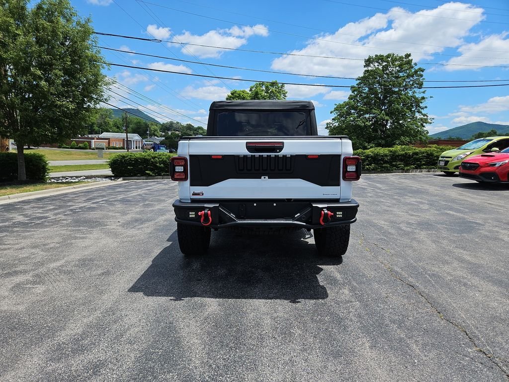 Used 2023 White Jeep Sport S image 4