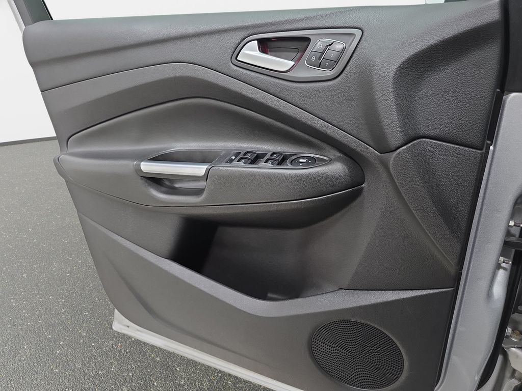Used 2014 Ingot Silver Ford Titanium image 25