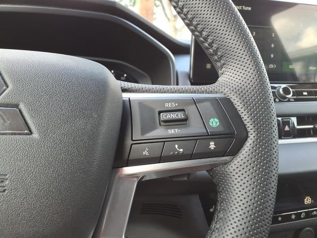 2025 Mitsubishi Outlander SE - Photo 26