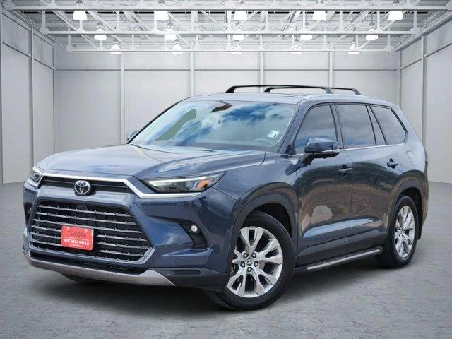 Used 2025 Storm Cloud Toyota Limited Front-Wheel Drive image 1