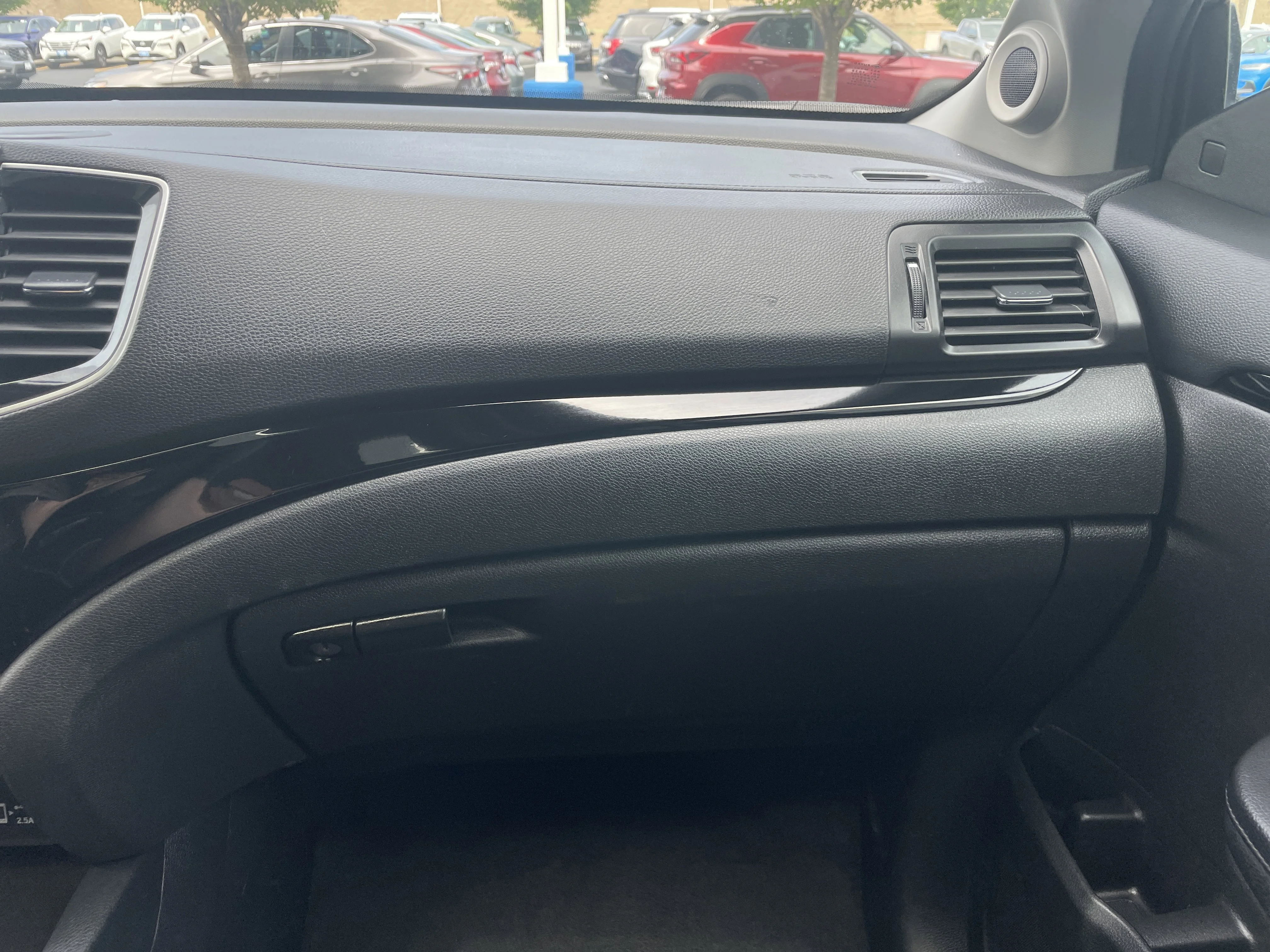 Used 2020 Gray Honda Touring 7-Passenger image 30