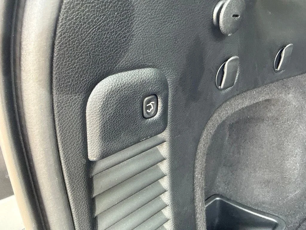 Used 2020 White Jeep Limited image 14