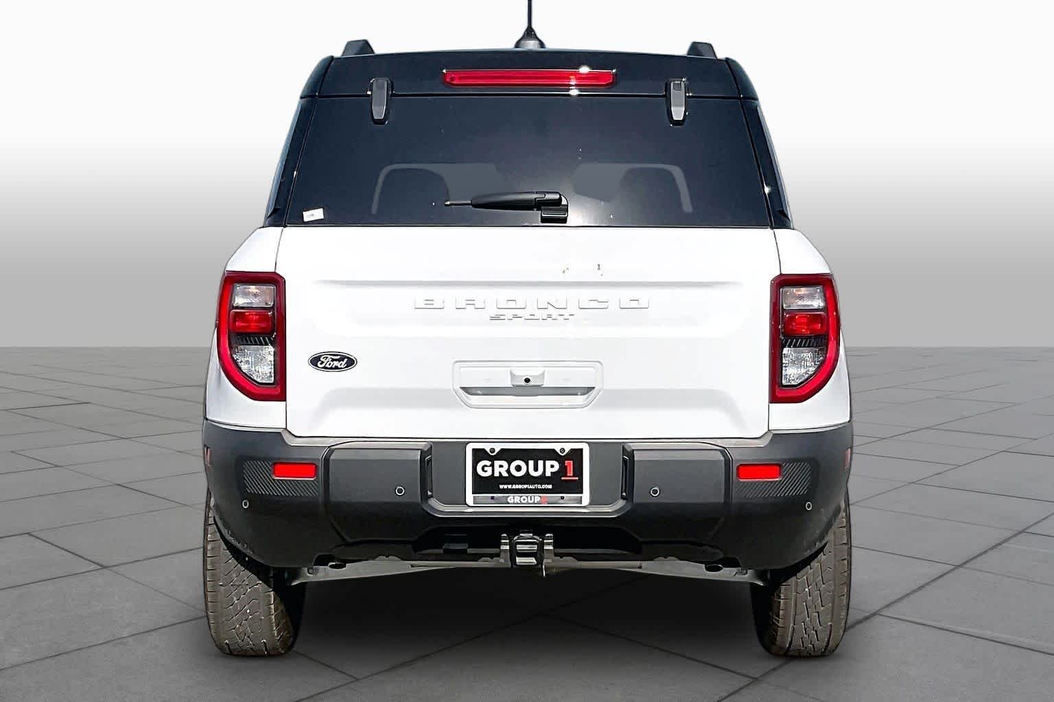New 2026 Oxford White Ford Badlands® image 4