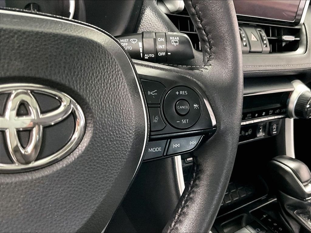 Used 2024 Silver Toyota XLE Premium image 25