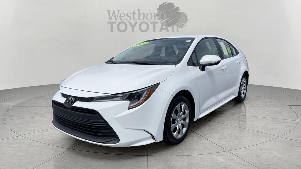 Used 2024 White Toyota LE image 3