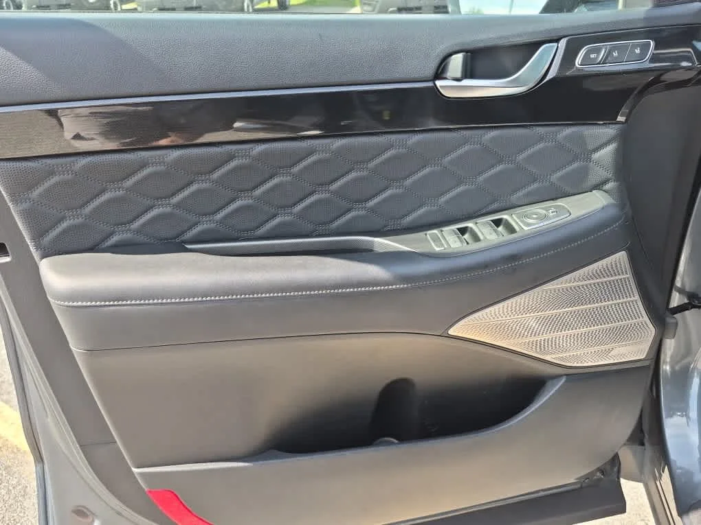 Used 2022 Steel Graphite Hyundai Calligraphy image 11
