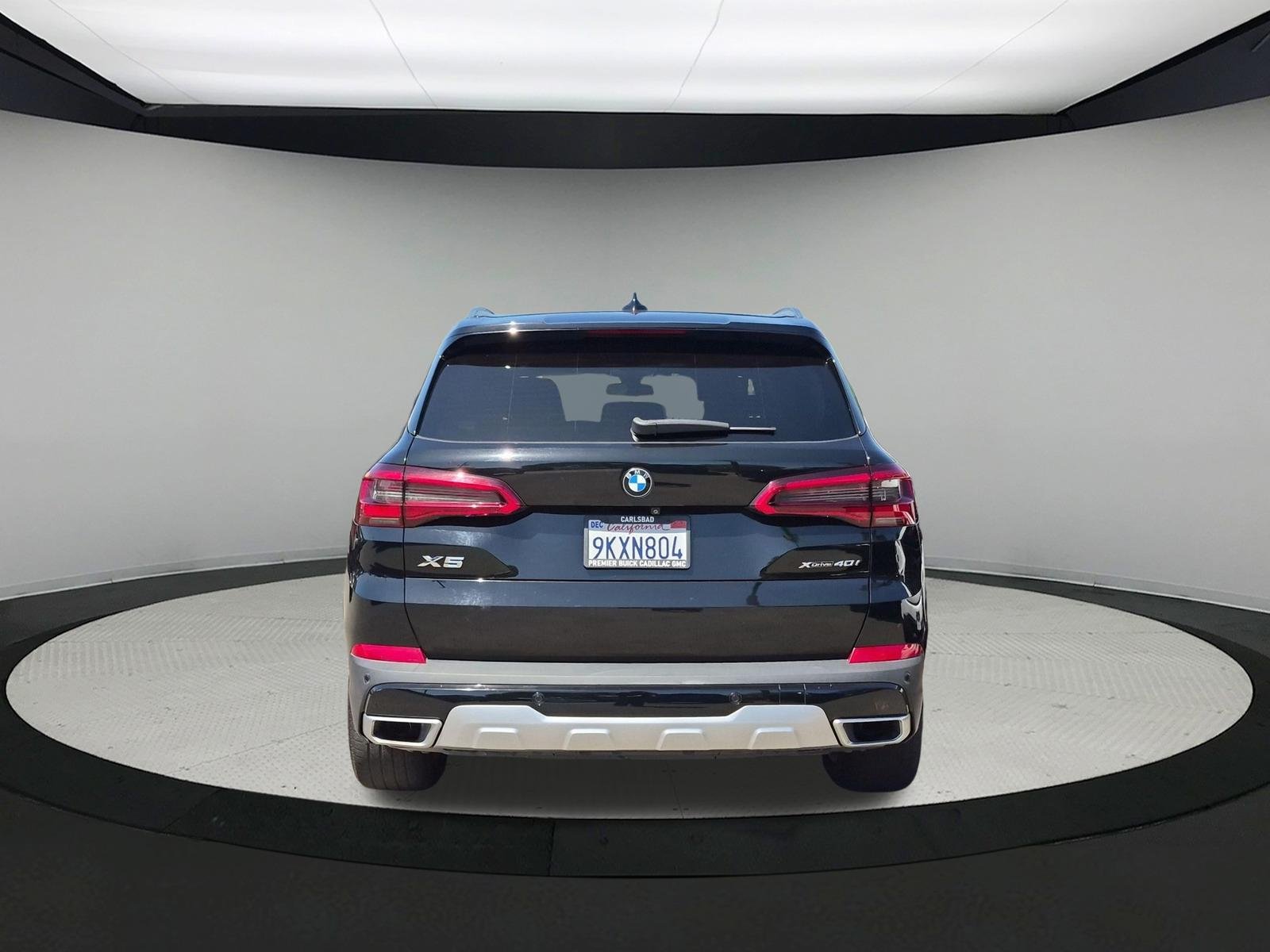 Used 2020 Black BMW xDrive40i image 4