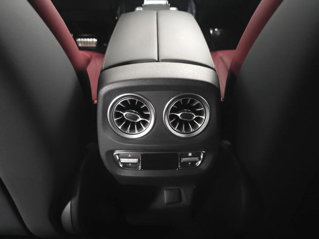 Certified Used 2025 Black Mercedes-Benz G 580 image 29