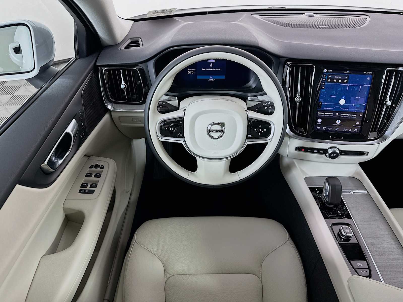 New 2026 Crystal White Volvo Plus image 21