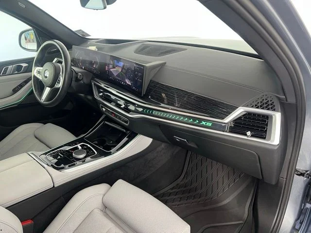 Used 2024 Gray BMW xDrive40i image 44
