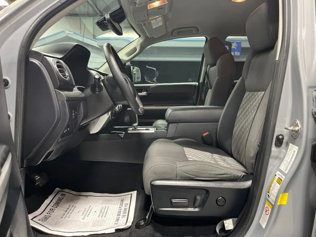 Used 2019 Gray Toyota SR5 image 11