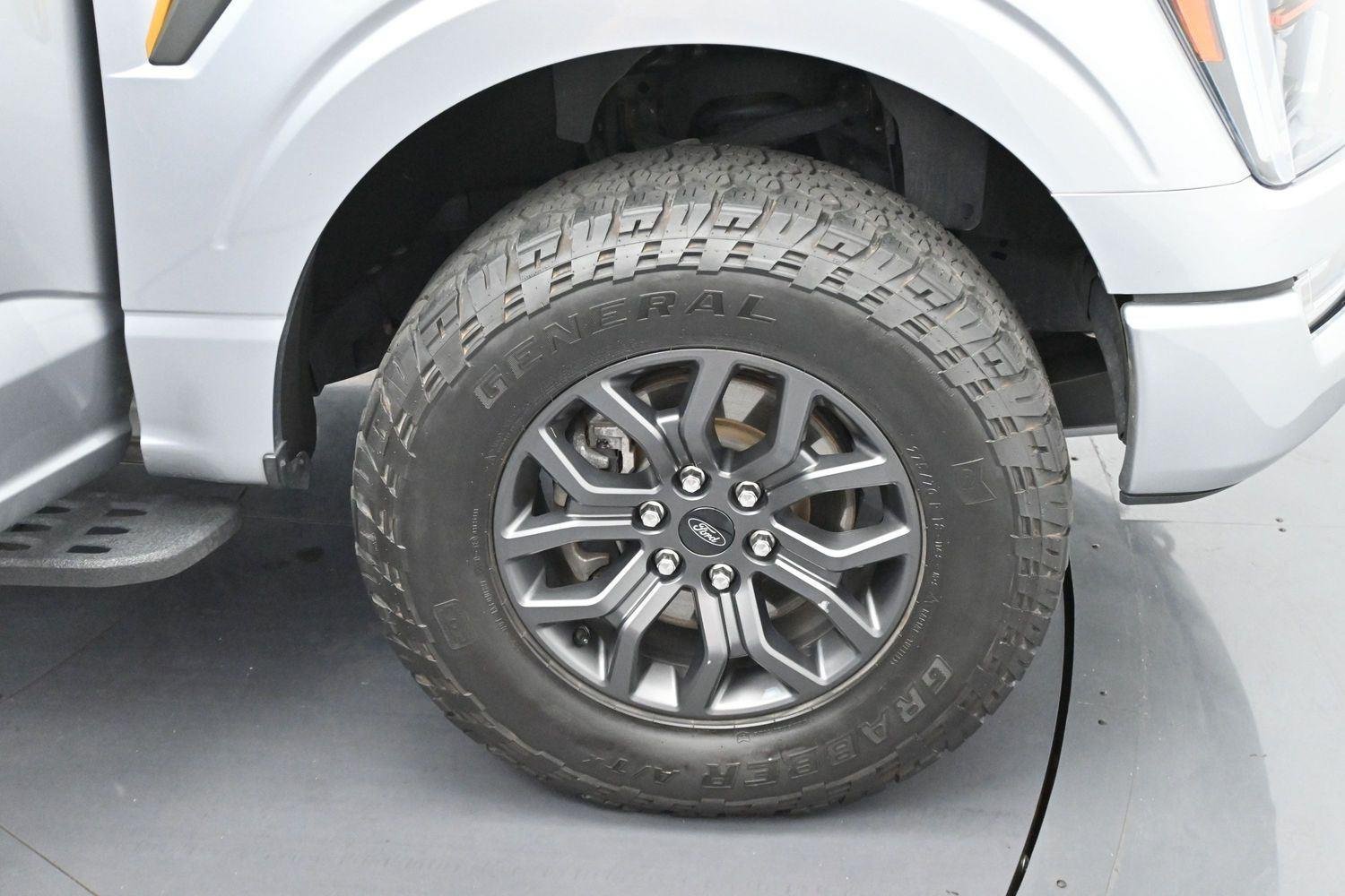 Used 2023 Iconic Silver Ford Tremor image 35