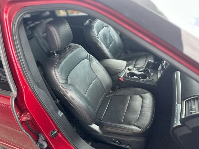 Used 2018 Red Ford Sport image 29