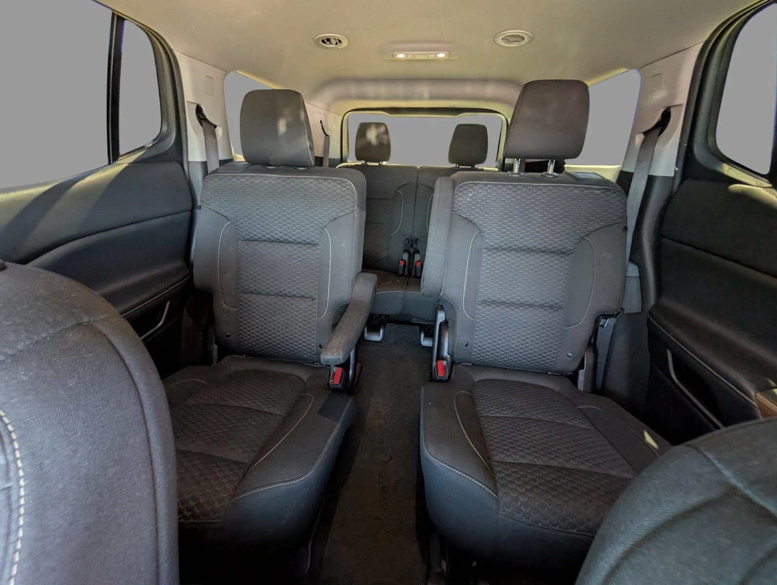 Used 2019 Summit White GMC SLE image 13