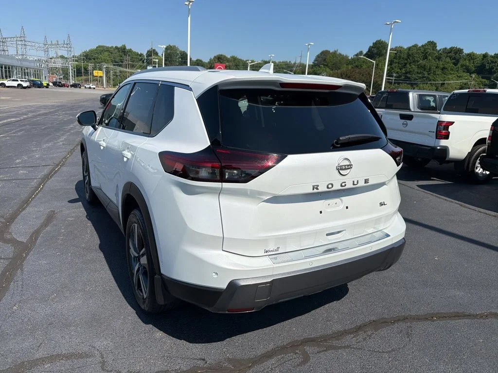 Used 2024 Qbe/everest Wh Nissan SL image 6