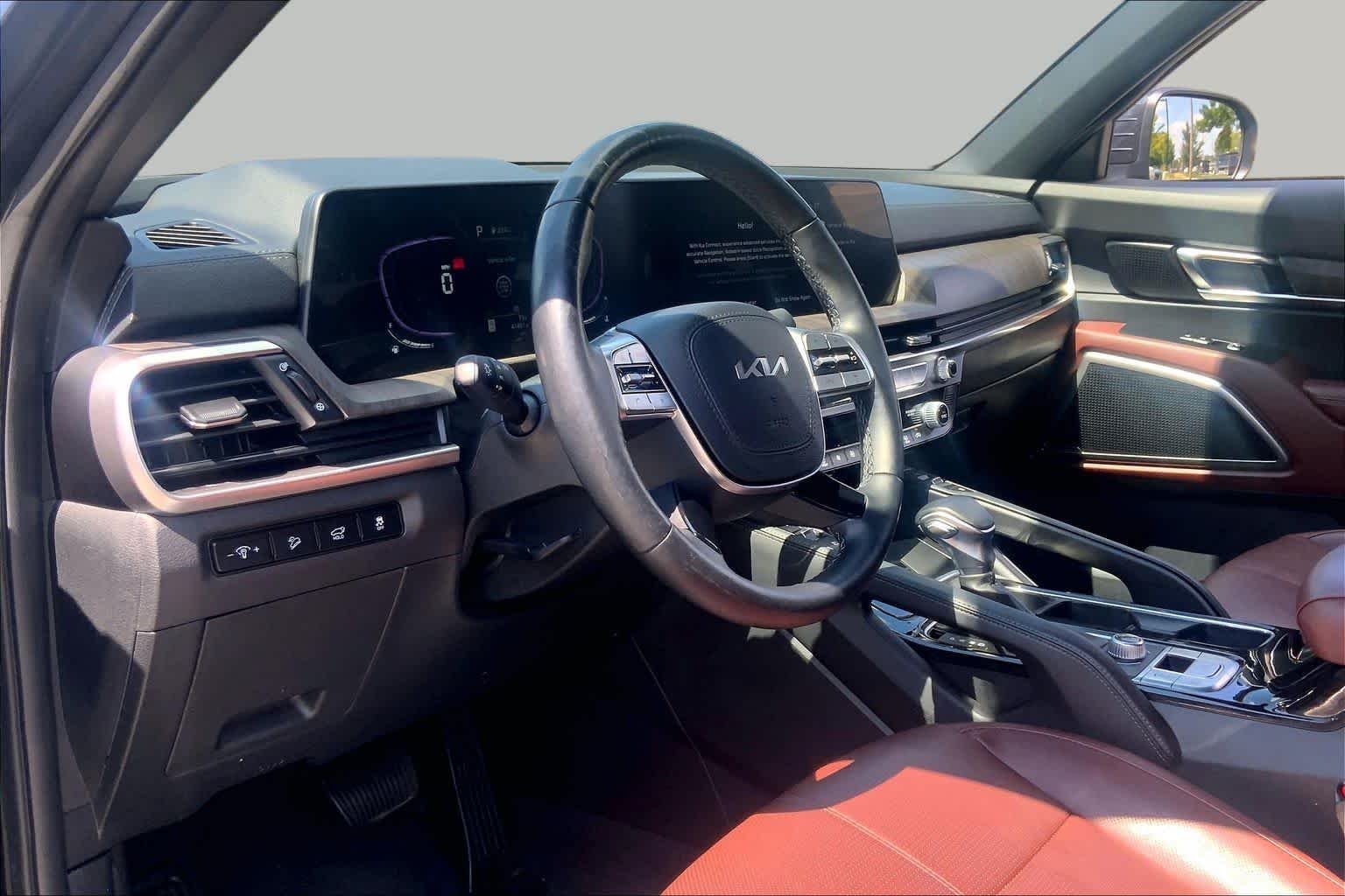 Certified Used 2024 Gravity Gray Kia EX image 17