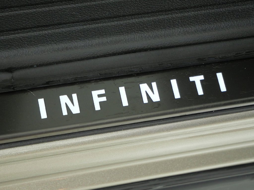 Used 2025 Black INFINITI Autograph image 24